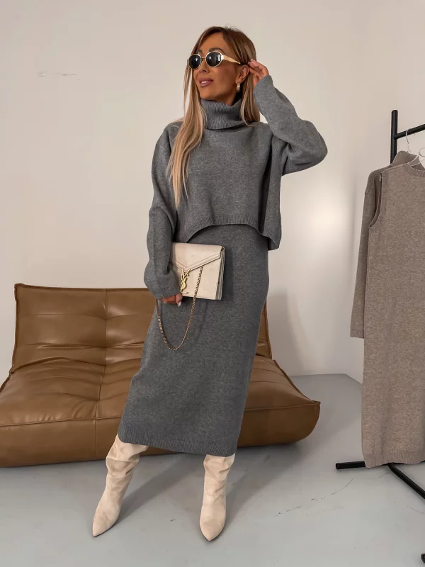 AS | Klasická a elegantní zimní halenka