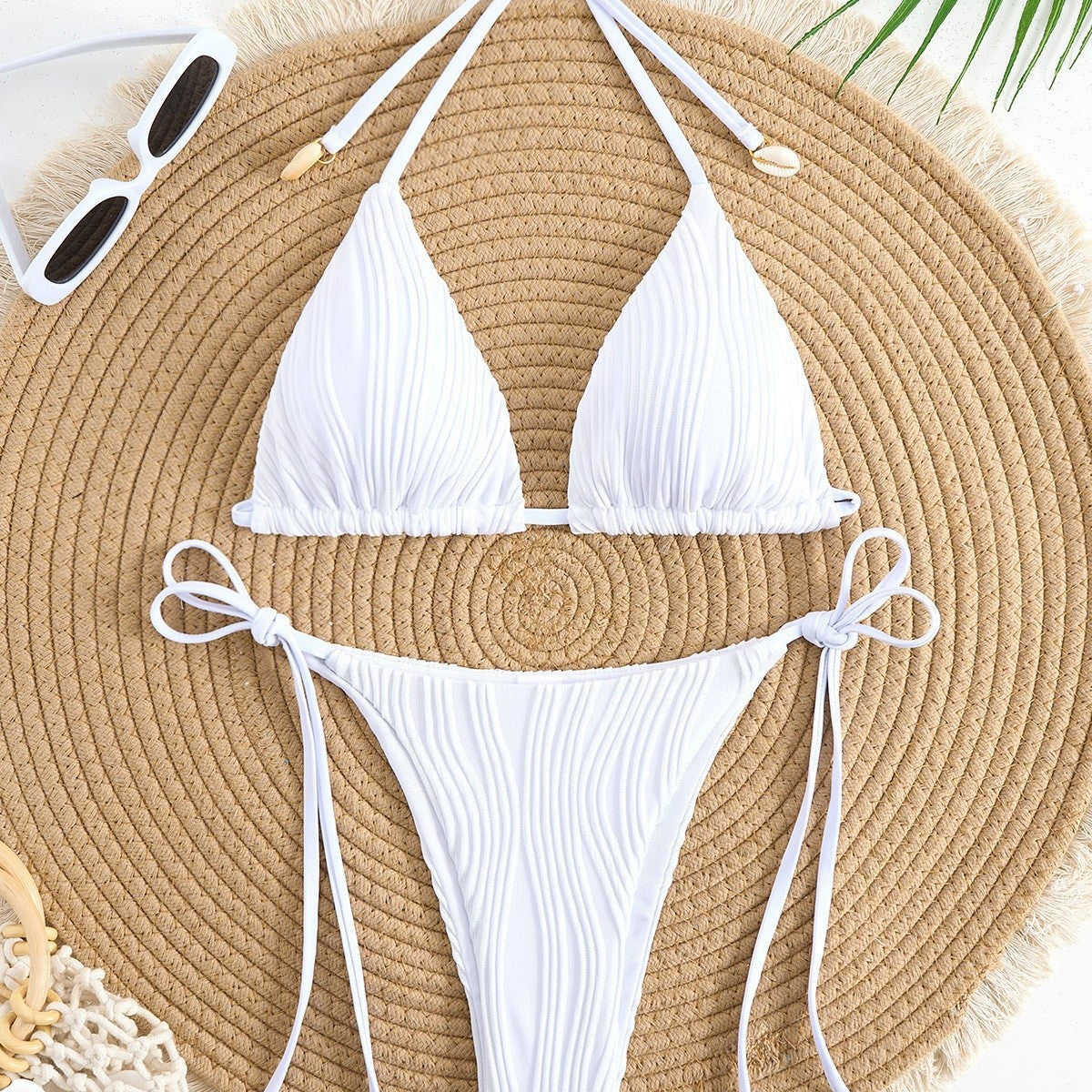 Svěží a ženský Bikiny