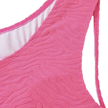 Nenápadný a elegantní Bikiny
